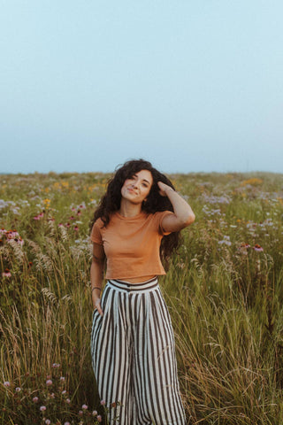 Everyday Tee in Toasted Nut - Wedges And Wide Legs Boutique