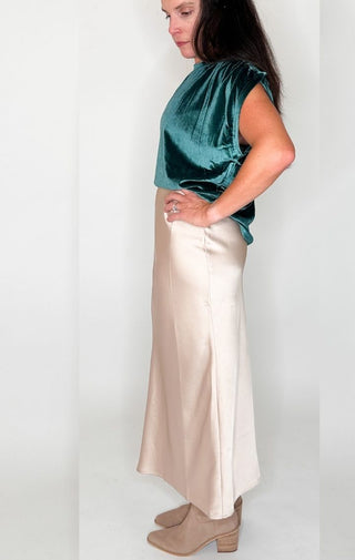 Velvet Ruched Shoulder Tee | Emerald - Wedges And Wide Legs Boutique